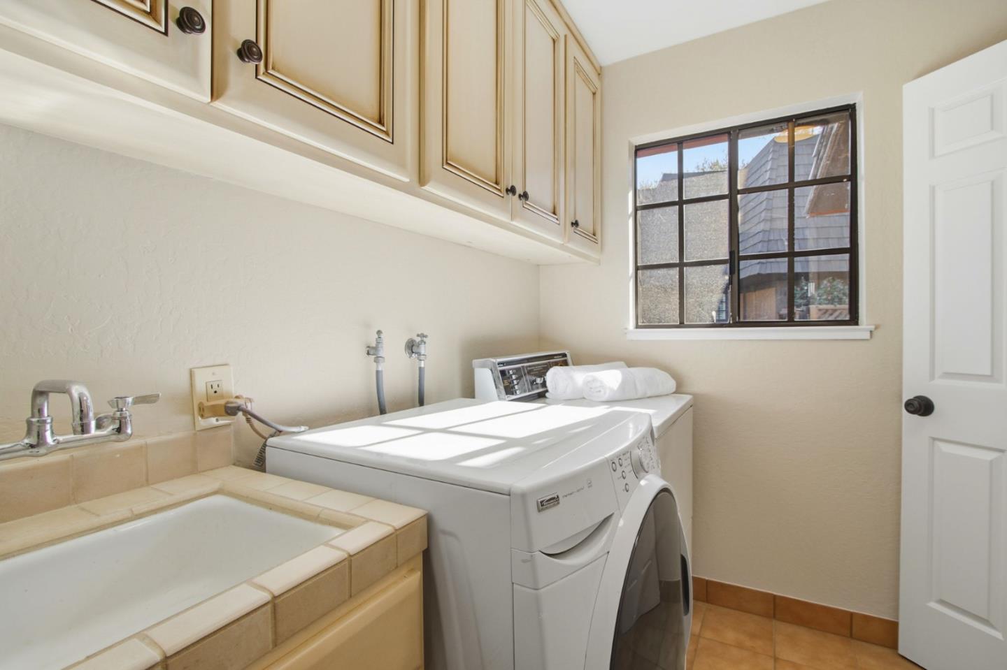 Detail Gallery Image 38 of 48 For 706 Winchester Blvd, Los Gatos,  CA 95030 - 3 Beds | 2/1 Baths