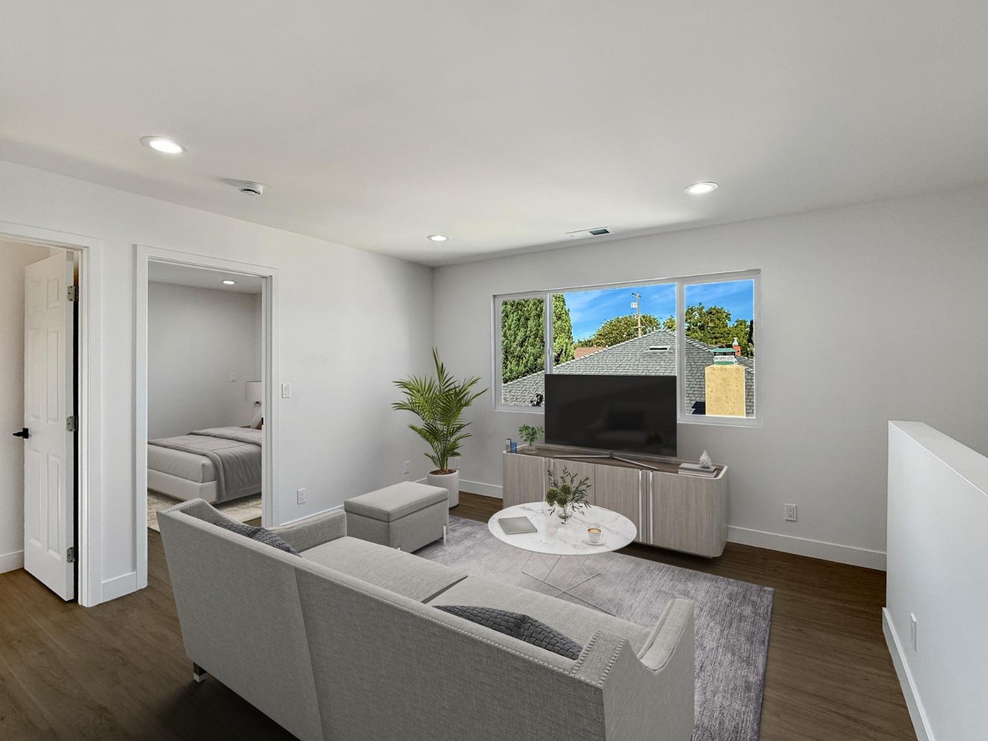 Detail Gallery Image 15 of 29 For 2229 Pulgas Ave, East Palo Alto,  CA 94303 - 5 Beds | 2 Baths