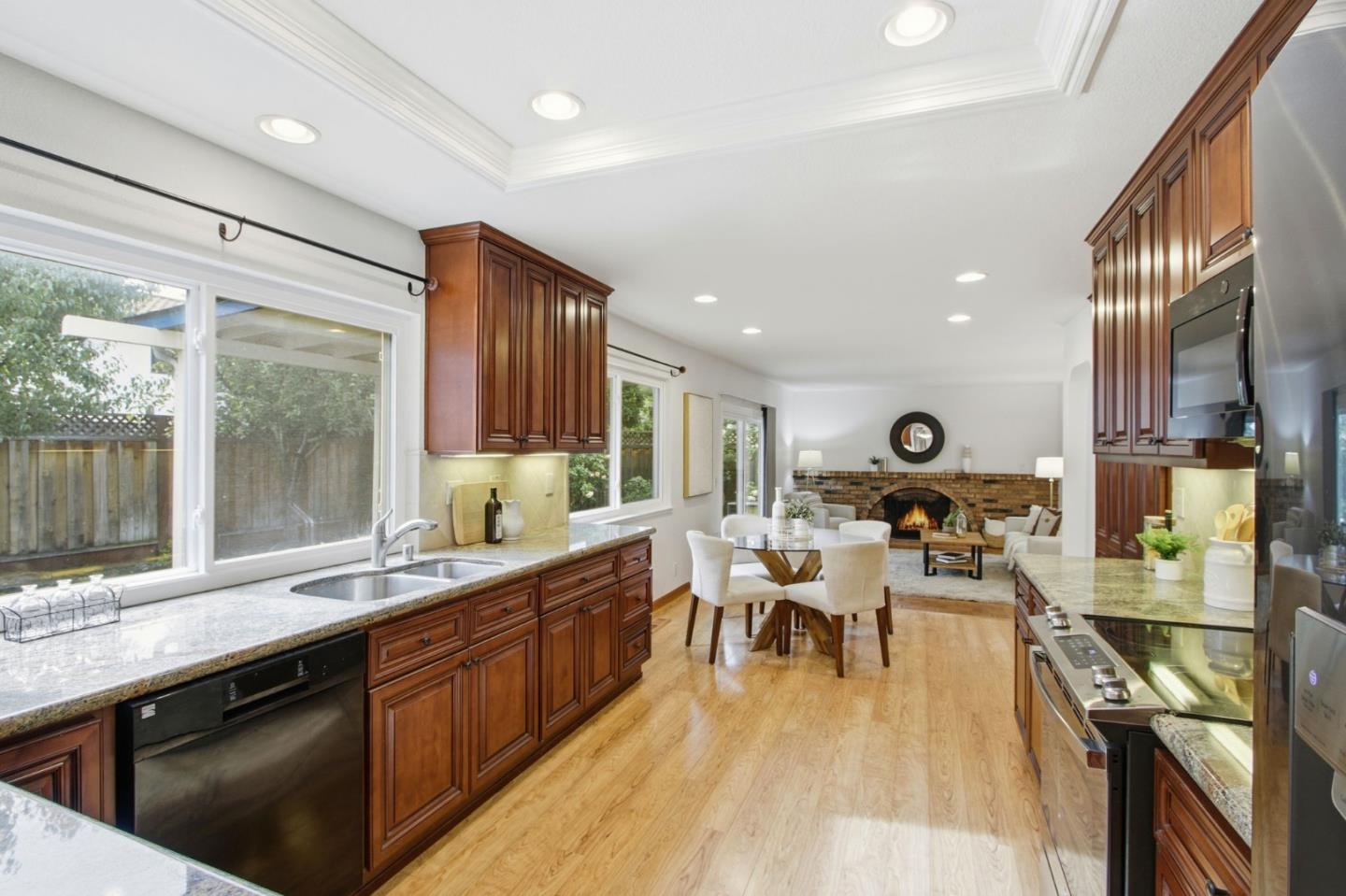 Detail Gallery Image 14 of 47 For 6571 Catamaran St, San Jose,  CA 95119 - 5 Beds | 3 Baths