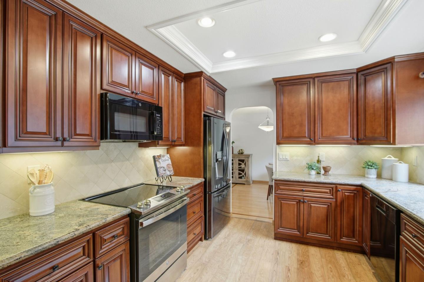 Detail Gallery Image 17 of 47 For 6571 Catamaran St, San Jose,  CA 95119 - 5 Beds | 3 Baths