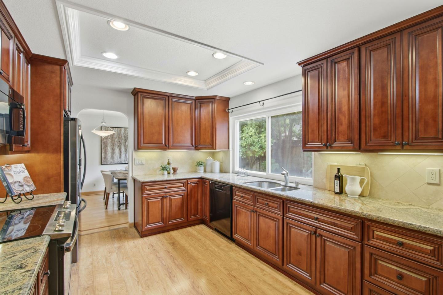 Detail Gallery Image 18 of 47 For 6571 Catamaran St, San Jose,  CA 95119 - 5 Beds | 3 Baths