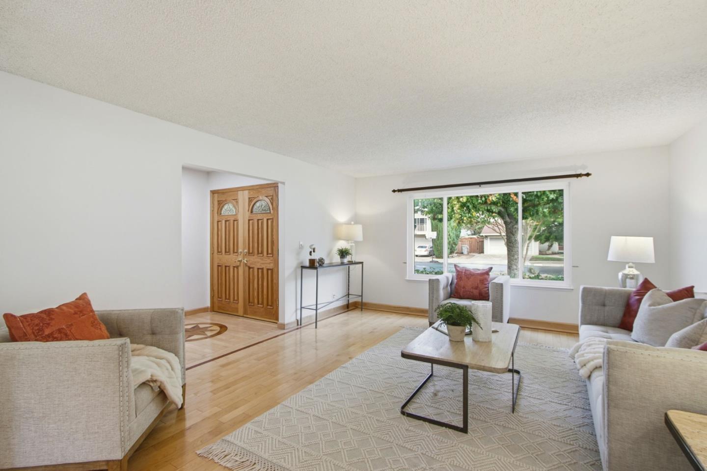 Detail Gallery Image 7 of 47 For 6571 Catamaran St, San Jose,  CA 95119 - 5 Beds | 3 Baths