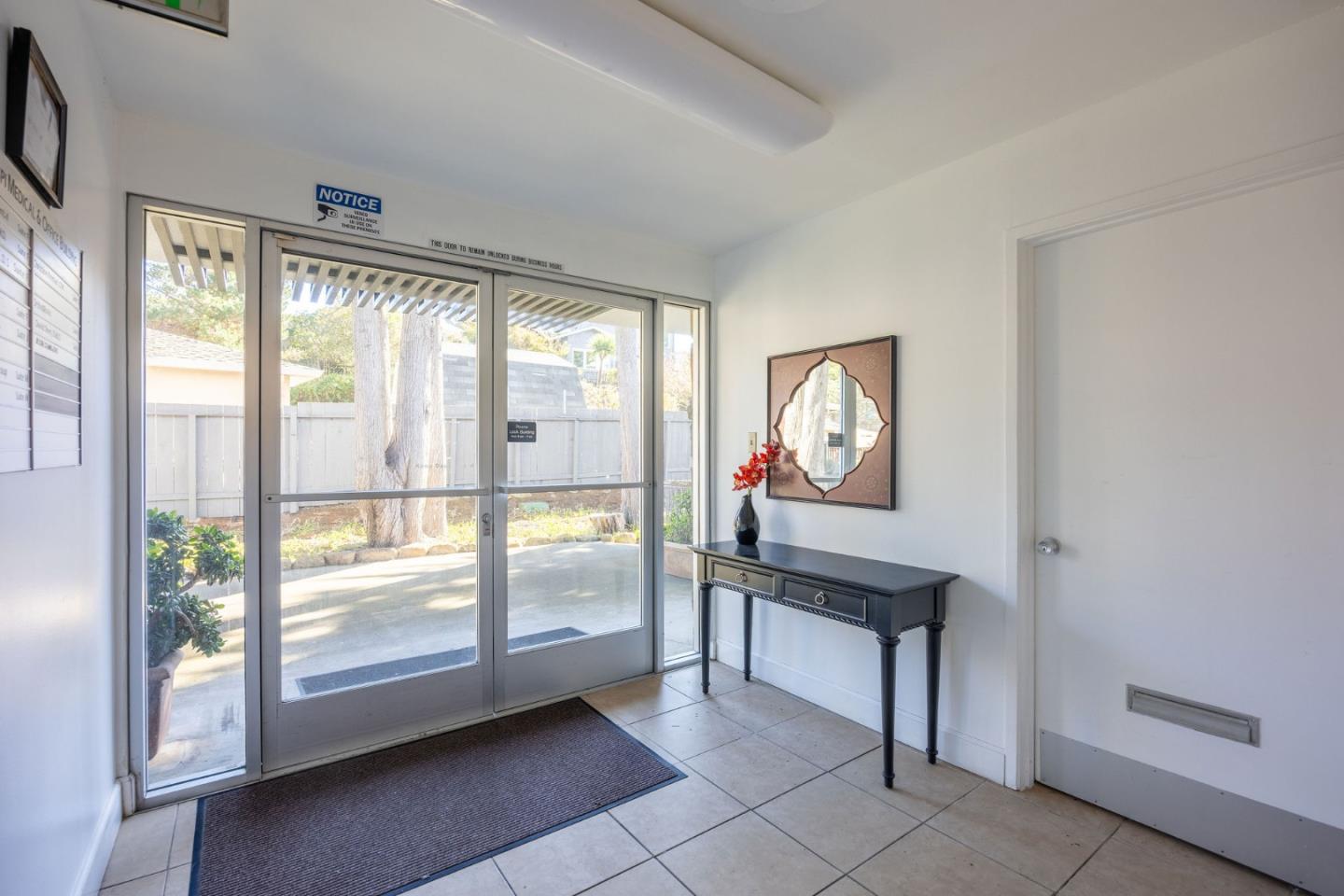 Detail Gallery Image 10 of 62 For 667-669 Crespi Dr, Pacifica,  CA 94044 - – Beds | – Baths