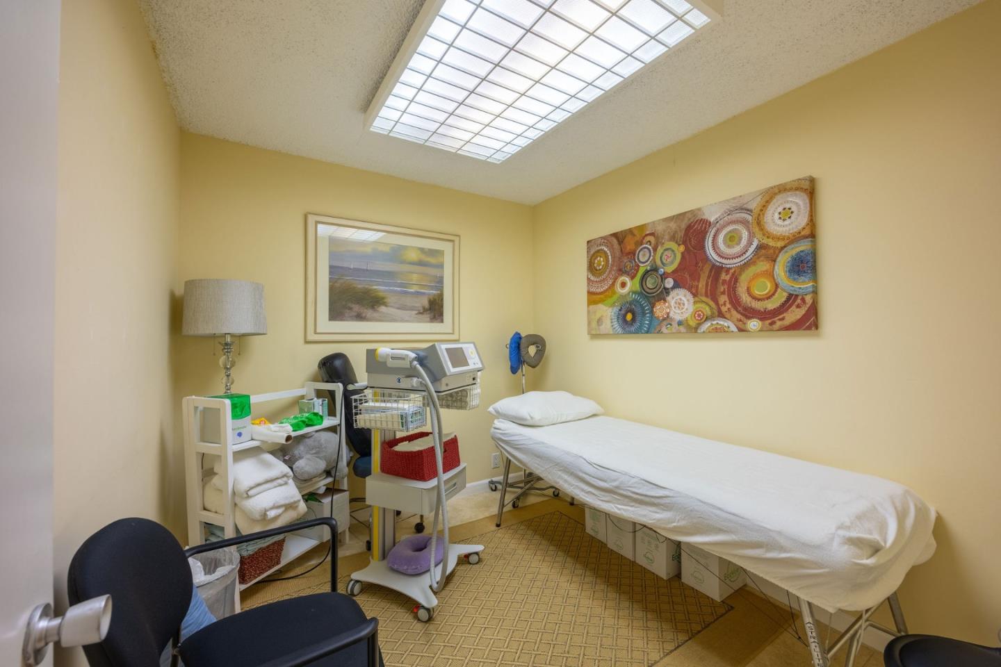 Detail Gallery Image 18 of 62 For 667-669 Crespi Dr, Pacifica,  CA 94044 - – Beds | – Baths