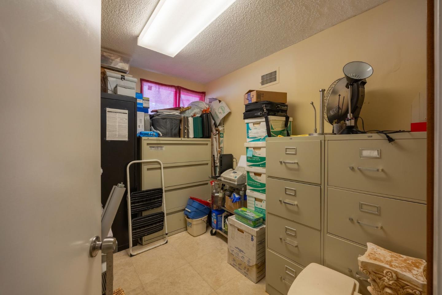 Detail Gallery Image 19 of 62 For 667-669 Crespi Dr, Pacifica,  CA 94044 - – Beds | – Baths