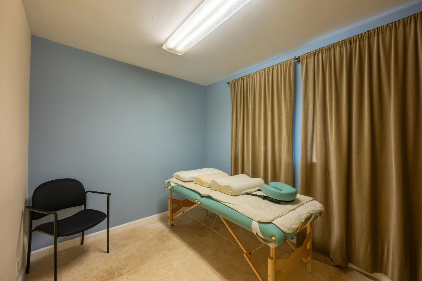 Detail Gallery Image 21 of 62 For 667-669 Crespi Dr, Pacifica,  CA 94044 - – Beds | – Baths