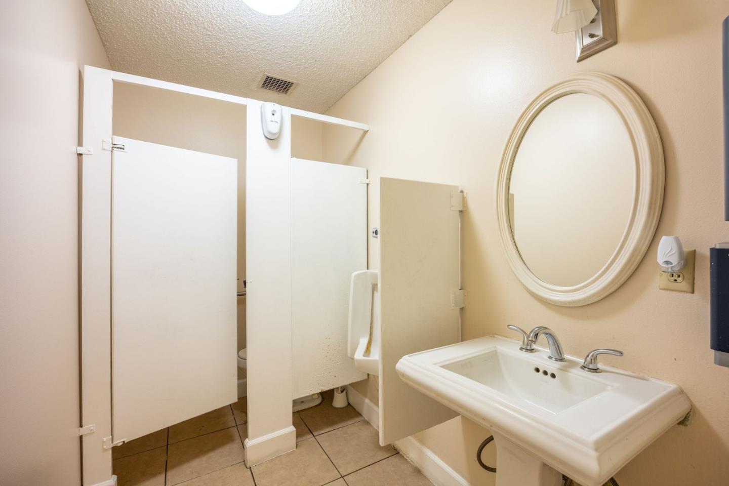 Detail Gallery Image 49 of 62 For 667-669 Crespi Dr, Pacifica,  CA 94044 - – Beds | – Baths