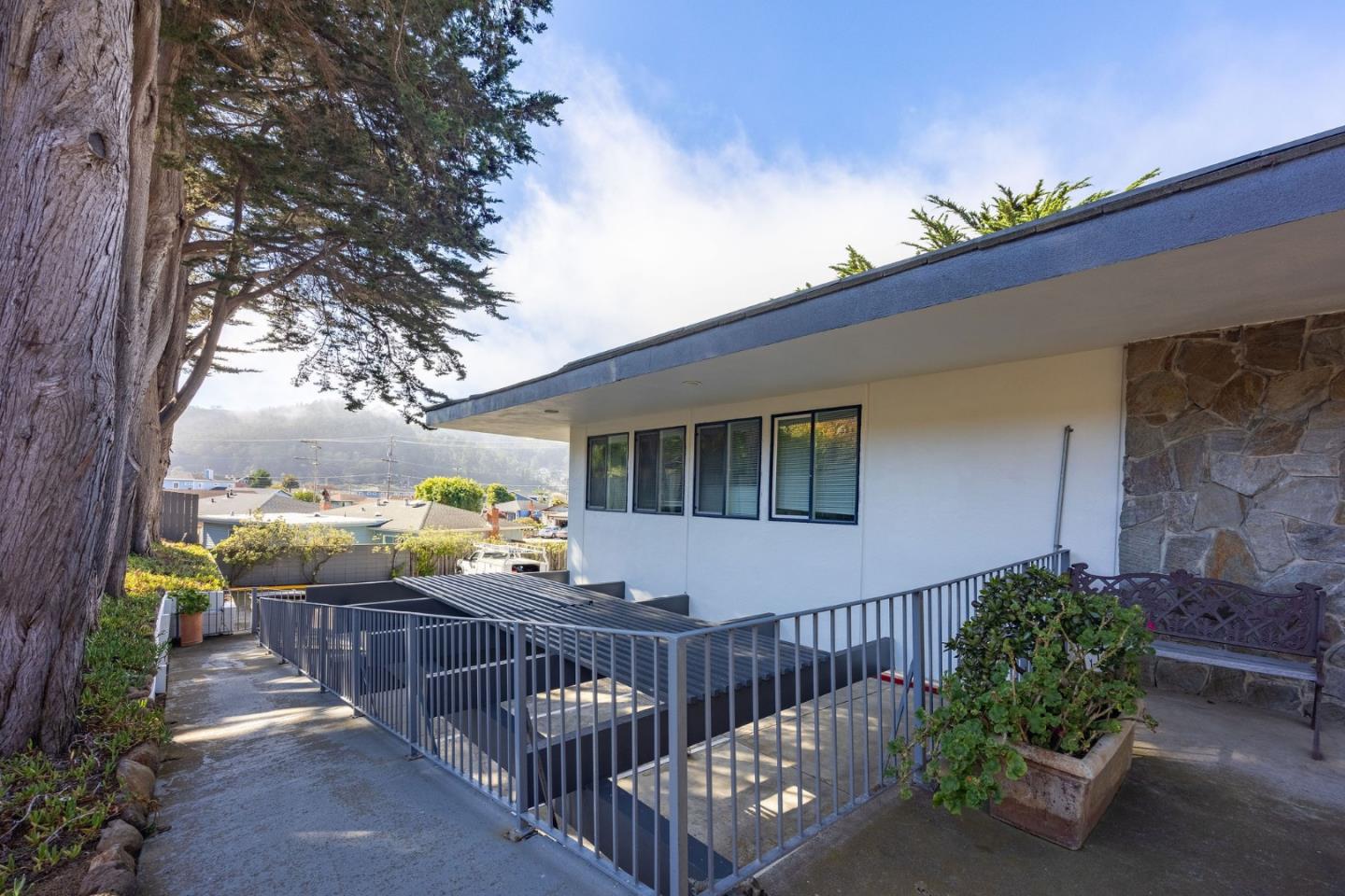 Detail Gallery Image 51 of 62 For 667-669 Crespi Dr, Pacifica,  CA 94044 - – Beds | – Baths