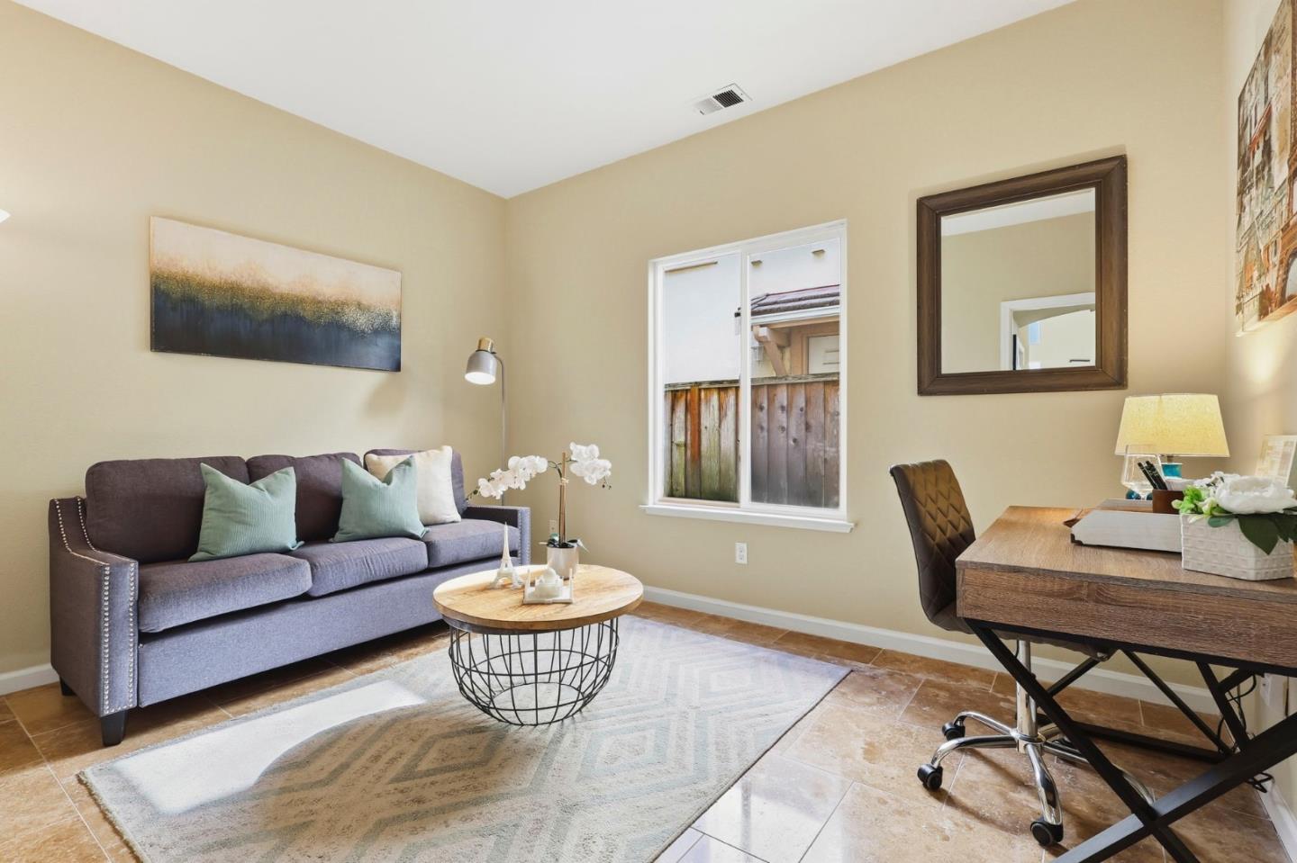 Detail Gallery Image 18 of 38 For 65 Driftwood Cir, Pacifica,  CA 94044 - 5 Beds | 3 Baths