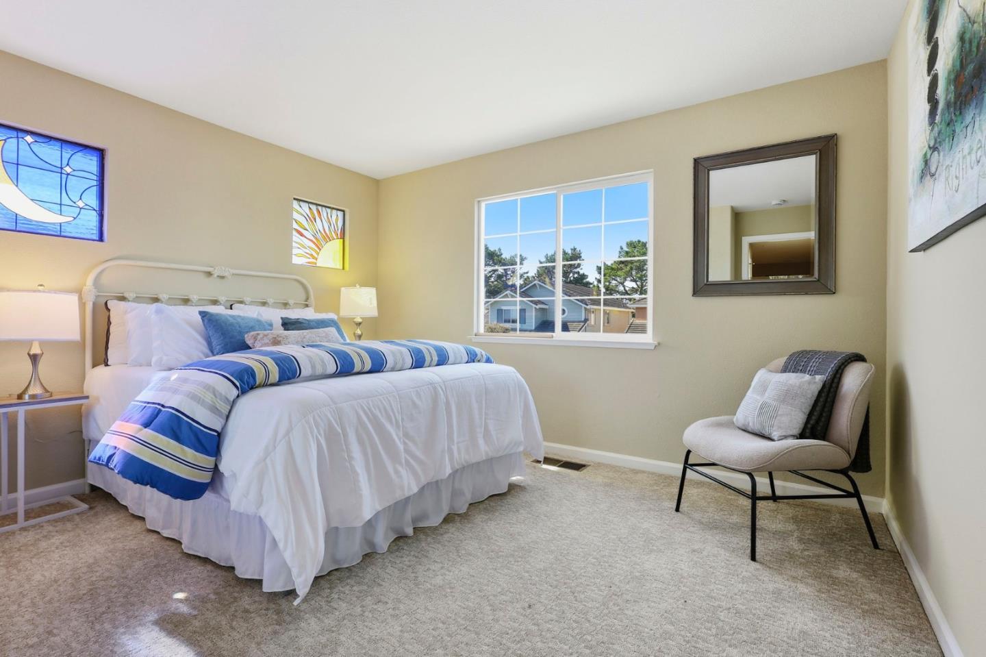 Detail Gallery Image 23 of 38 For 65 Driftwood Cir, Pacifica,  CA 94044 - 5 Beds | 3 Baths