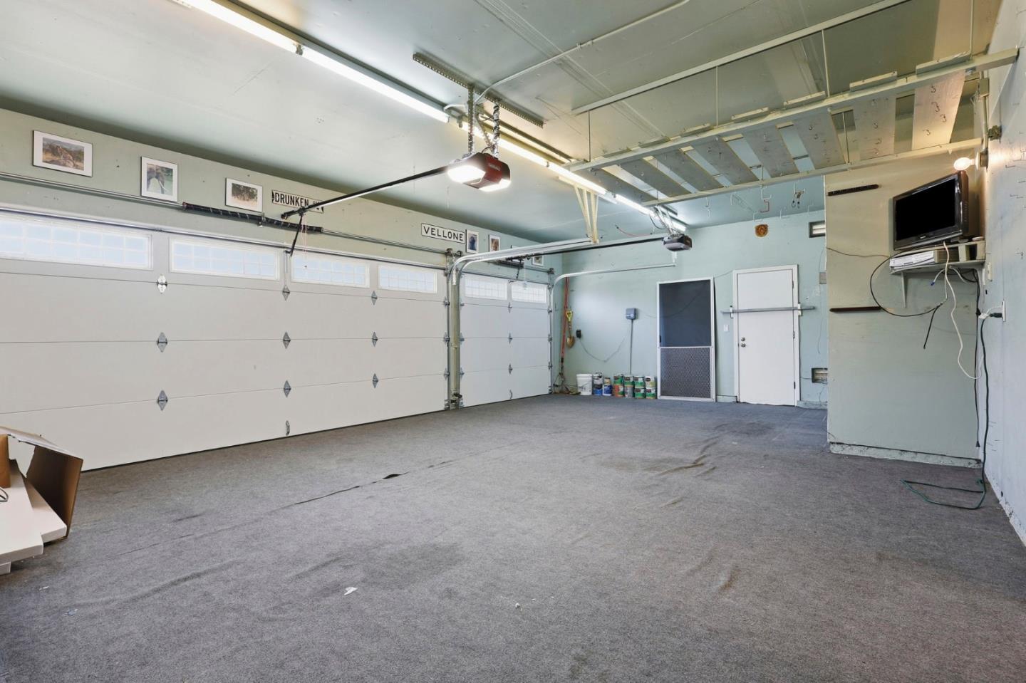 Detail Gallery Image 33 of 38 For 65 Driftwood Cir, Pacifica,  CA 94044 - 5 Beds | 3 Baths