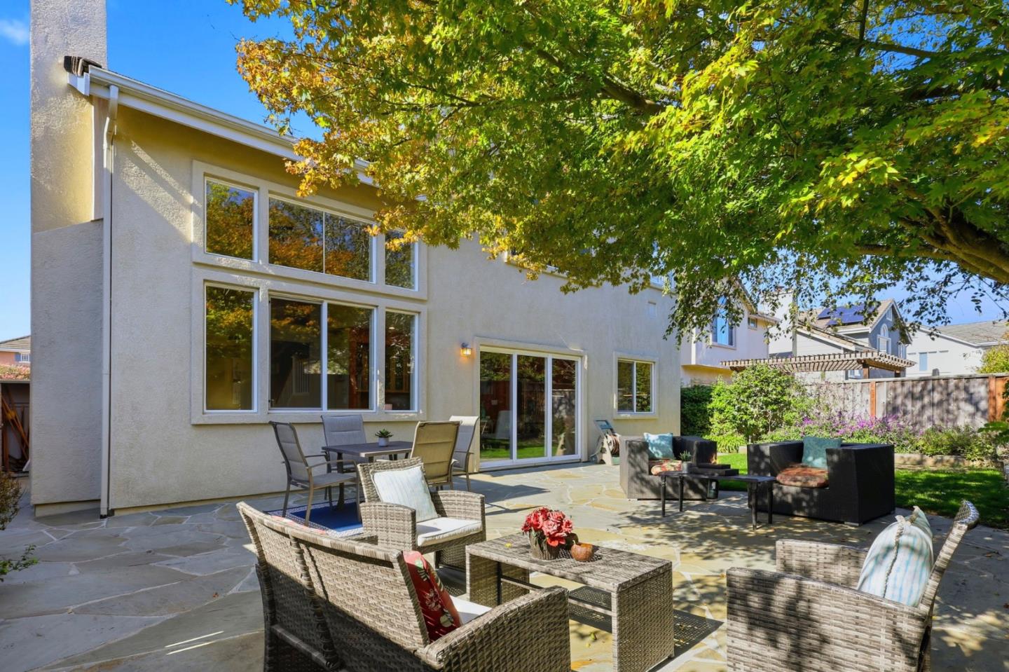 Detail Gallery Image 35 of 38 For 65 Driftwood Cir, Pacifica,  CA 94044 - 5 Beds | 3 Baths