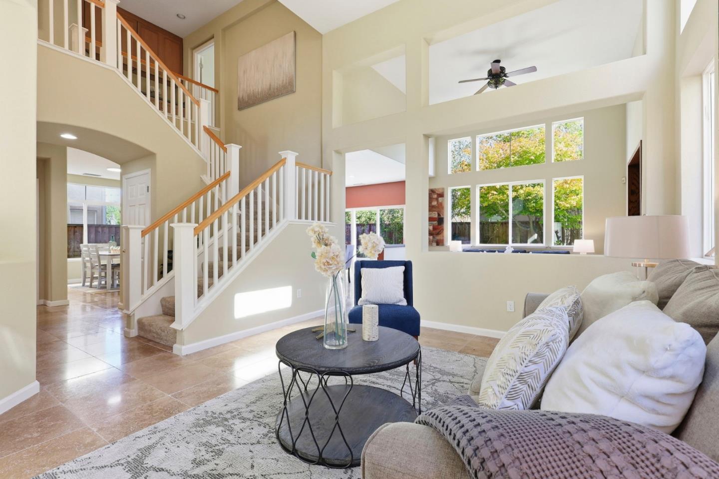 Detail Gallery Image 7 of 38 For 65 Driftwood Cir, Pacifica,  CA 94044 - 5 Beds | 3 Baths