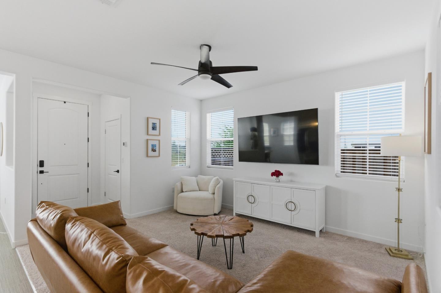 Detail Gallery Image 10 of 45 For 457 Marina Heights Dr, Marina,  CA 93933 - 3 Beds | 2/1 Baths