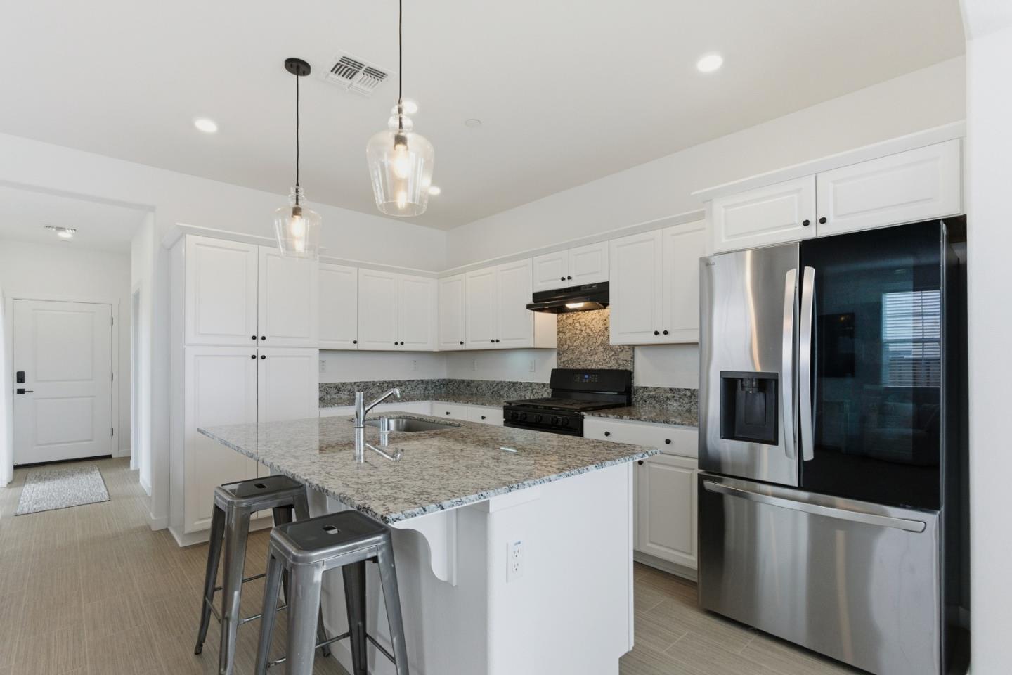 Detail Gallery Image 15 of 45 For 457 Marina Heights Dr, Marina,  CA 93933 - 3 Beds | 2/1 Baths