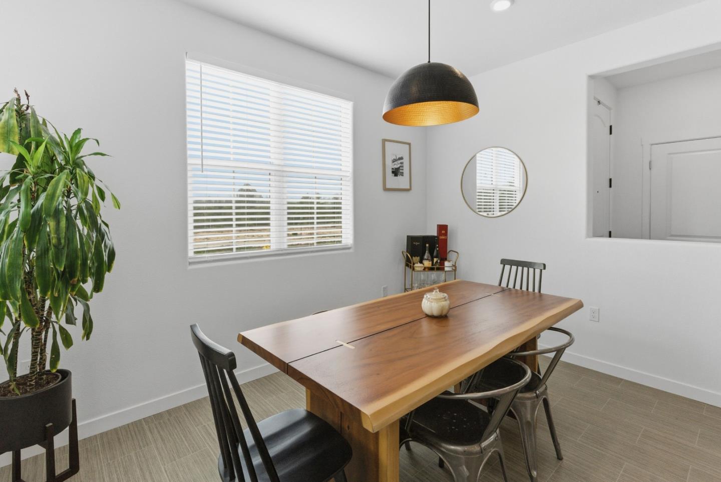 Detail Gallery Image 20 of 45 For 457 Marina Heights Dr, Marina,  CA 93933 - 3 Beds | 2/1 Baths