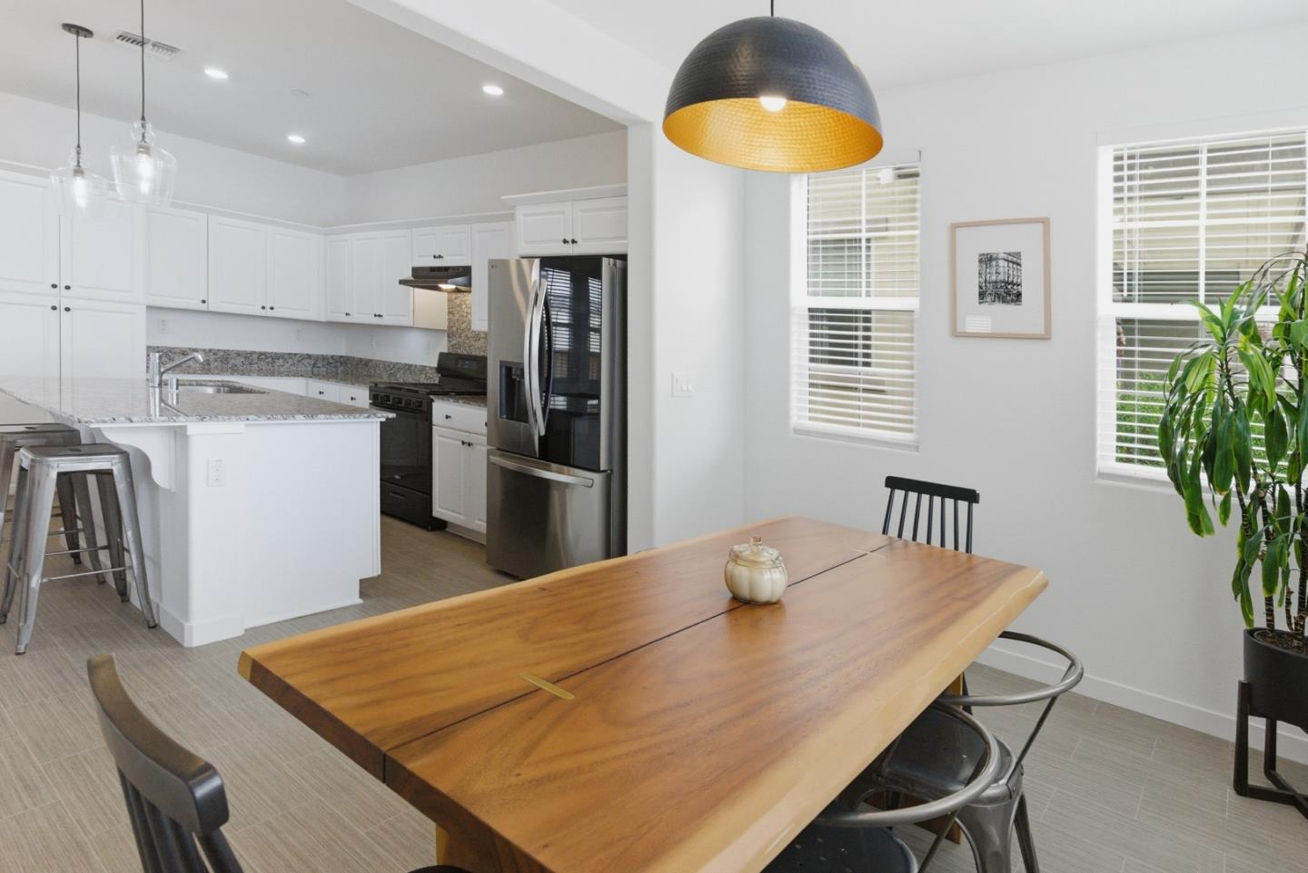 Detail Gallery Image 21 of 45 For 457 Marina Heights Dr, Marina,  CA 93933 - 3 Beds | 2/1 Baths