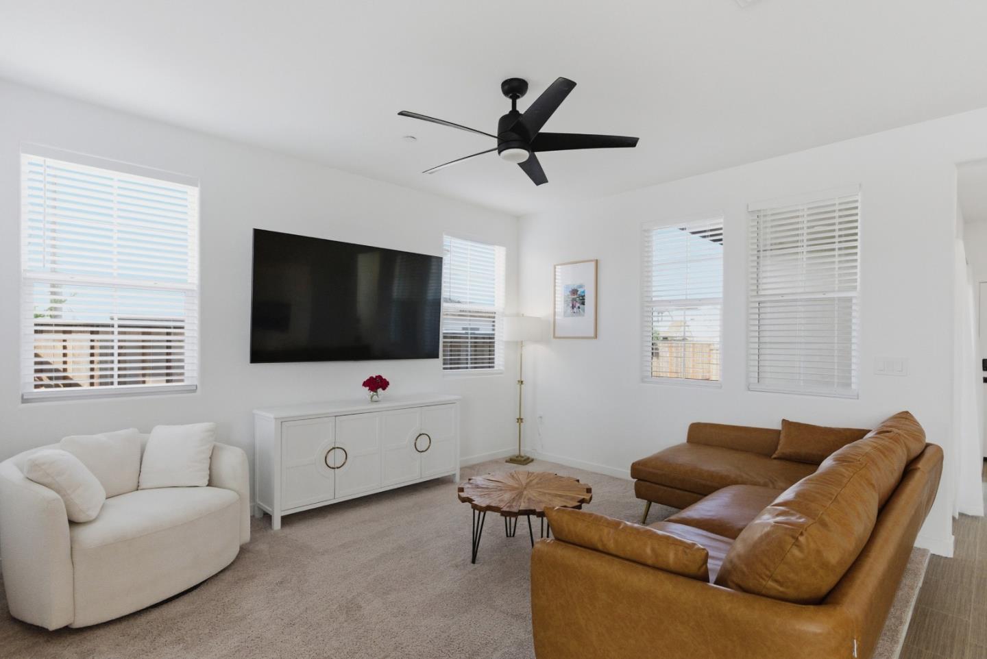 Detail Gallery Image 9 of 45 For 457 Marina Heights Dr, Marina,  CA 93933 - 3 Beds | 2/1 Baths