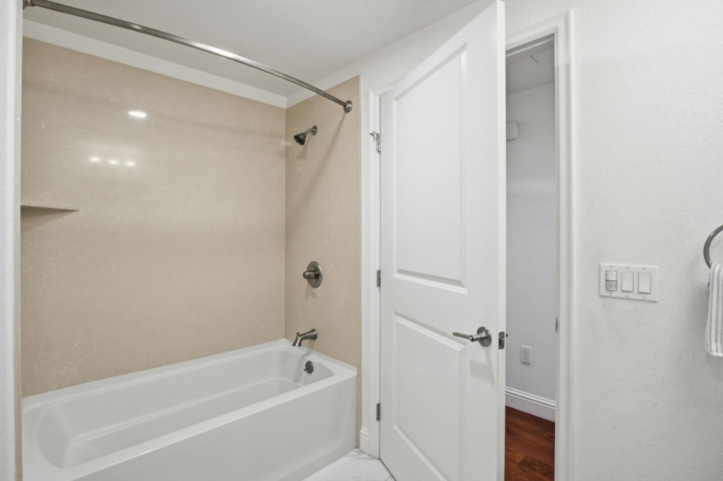 Photo #23: ML82026944 Listing: Photo #23