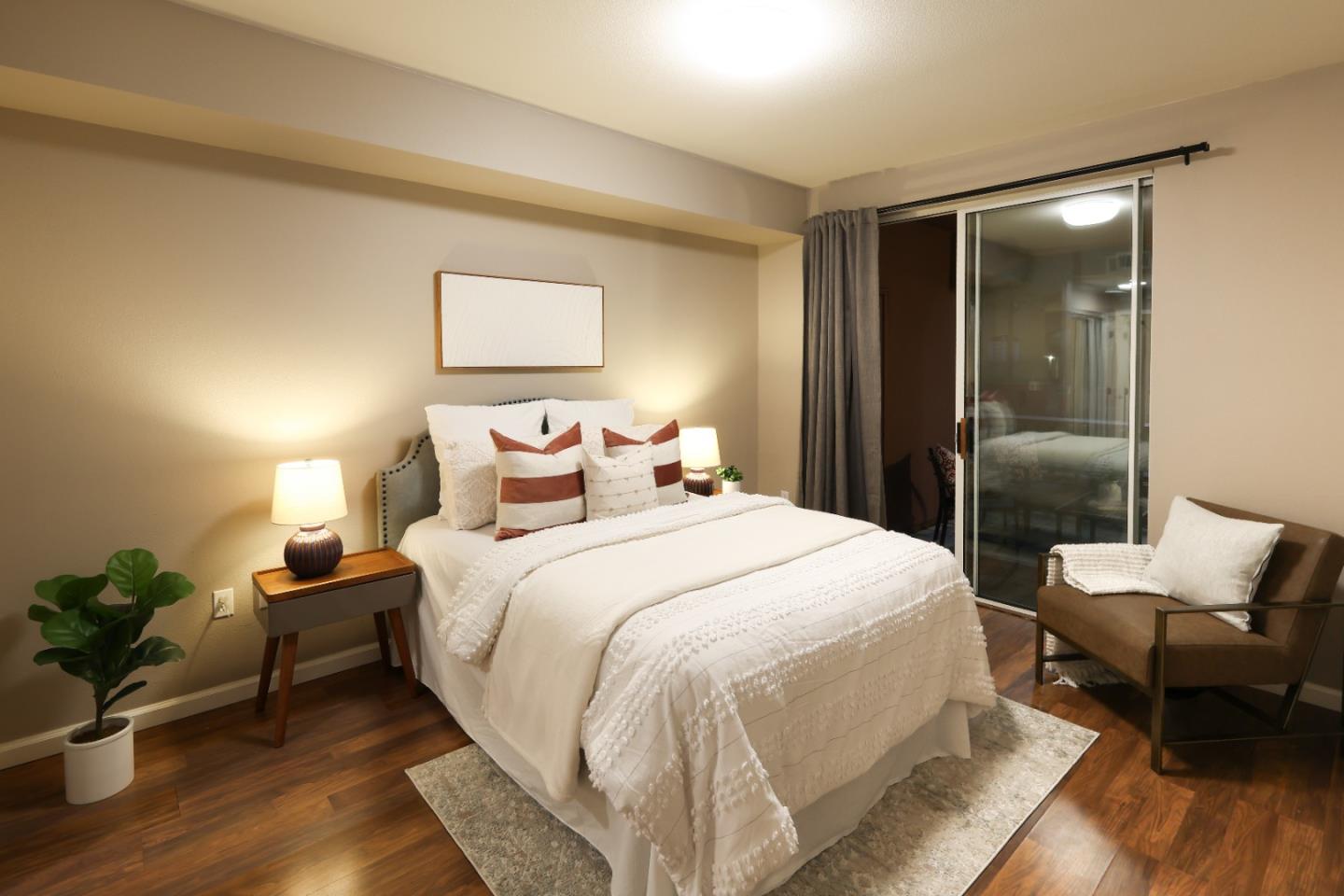 Detail Gallery Image 8 of 14 For 1550 Technology Dr #1035,  San Jose,  CA 95110 - 2 Beds | 2 Baths