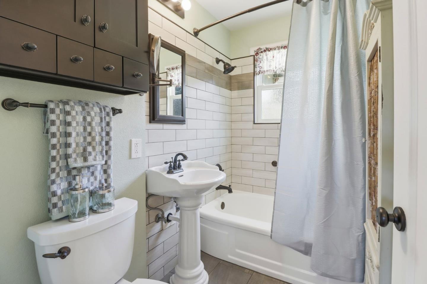 Detail Gallery Image 18 of 39 For 95 El Campo Dr, San Jose,  CA 95127 - 3 Beds | 2 Baths