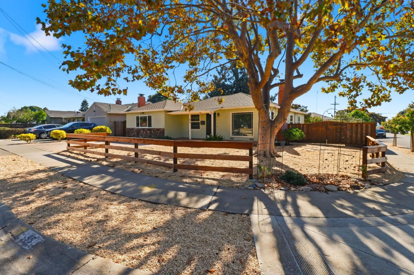 Detail Gallery Image 3 of 39 For 95 El Campo Dr, San Jose,  CA 95127 - 3 Beds | 2 Baths