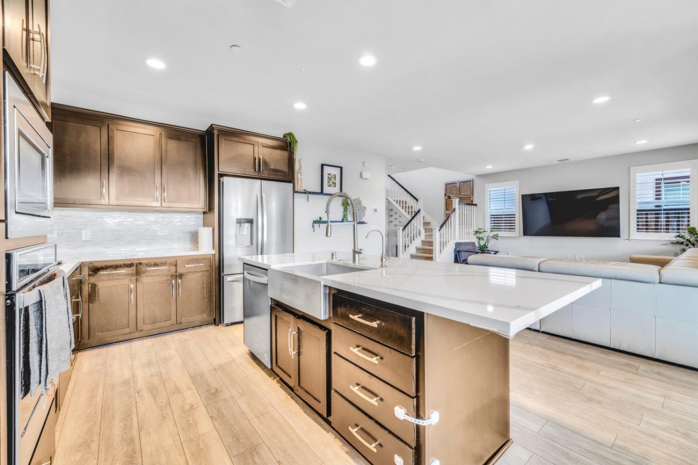 Detail Gallery Image 13 of 41 For 344 W Hopkins Ct, Mountain House,  CA 95391 - 4 Beds | 3 Baths