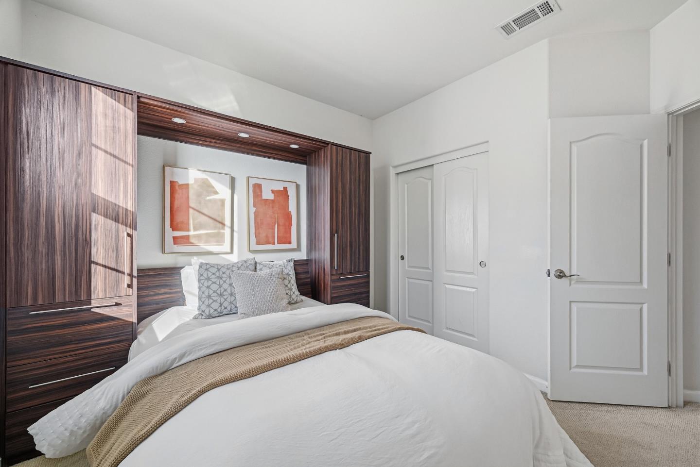 Detail Gallery Image 24 of 41 For 488 Wild Cherry Ter, Sunnyvale,  CA 94086 - 3 Beds | 2/1 Baths