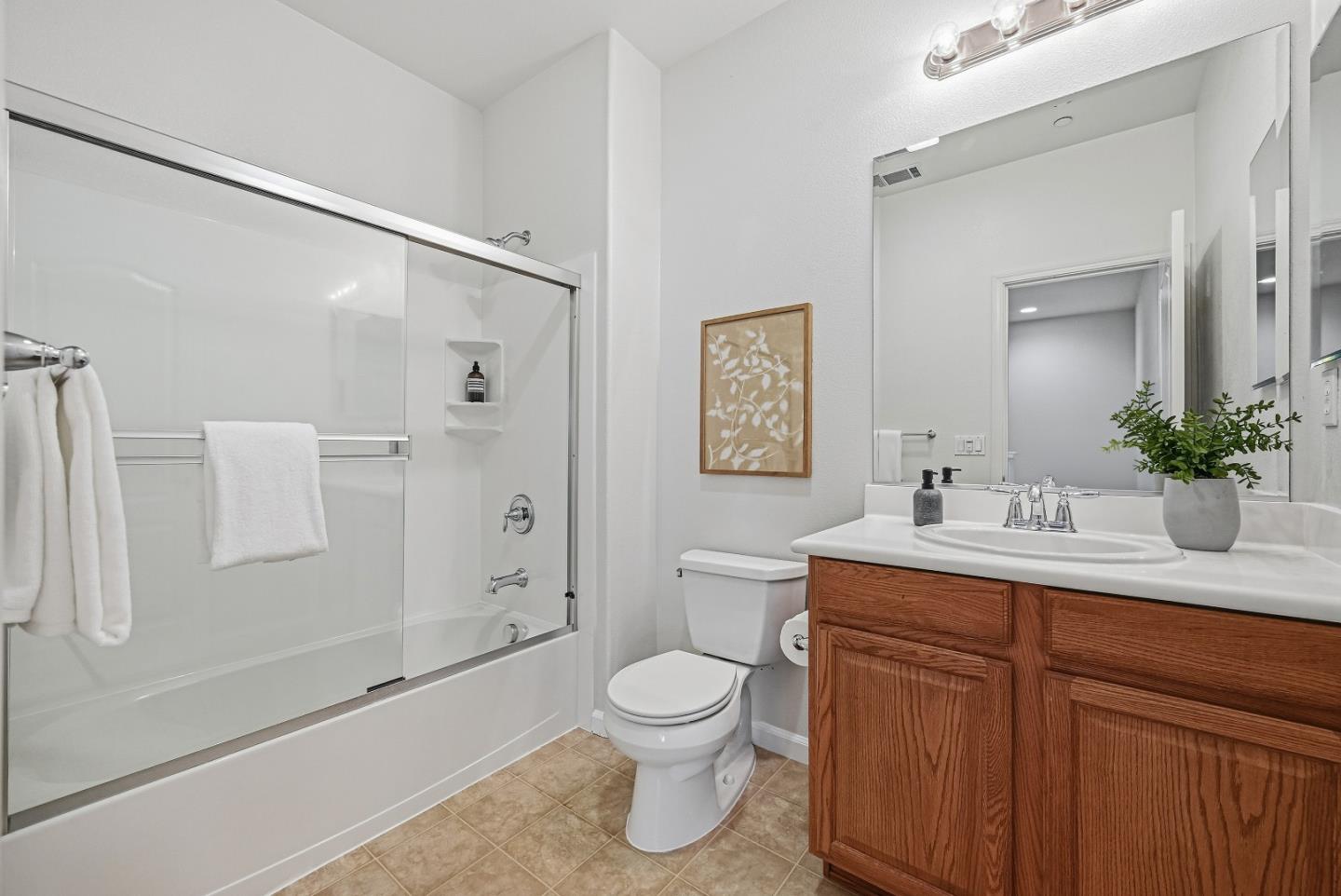 Detail Gallery Image 25 of 41 For 488 Wild Cherry Ter, Sunnyvale,  CA 94086 - 3 Beds | 2/1 Baths