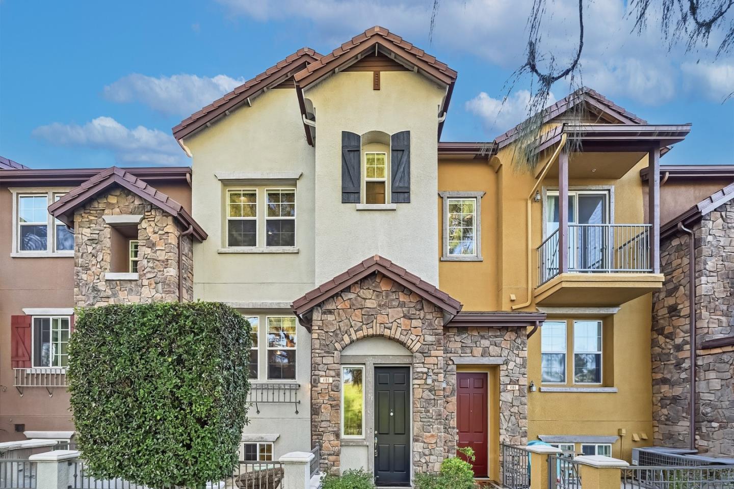 Detail Gallery Image 3 of 41 For 488 Wild Cherry Ter, Sunnyvale,  CA 94086 - 3 Beds | 2/1 Baths