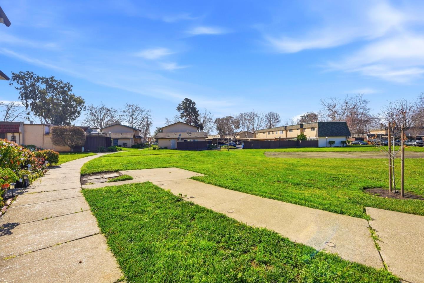 Detail Gallery Image 15 of 15 For 27492 Ponderosa Ct, Hayward,  CA 94545 - 3 Beds | 1/1 Baths