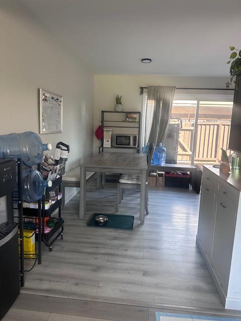 Detail Gallery Image 5 of 13 For 27492 Ponderosa Ct, Hayward,  CA 94545 - 3 Beds | 1/1 Baths