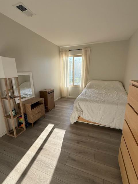 Detail Gallery Image 9 of 13 For 27492 Ponderosa Ct, Hayward,  CA 94545 - 3 Beds | 1/1 Baths