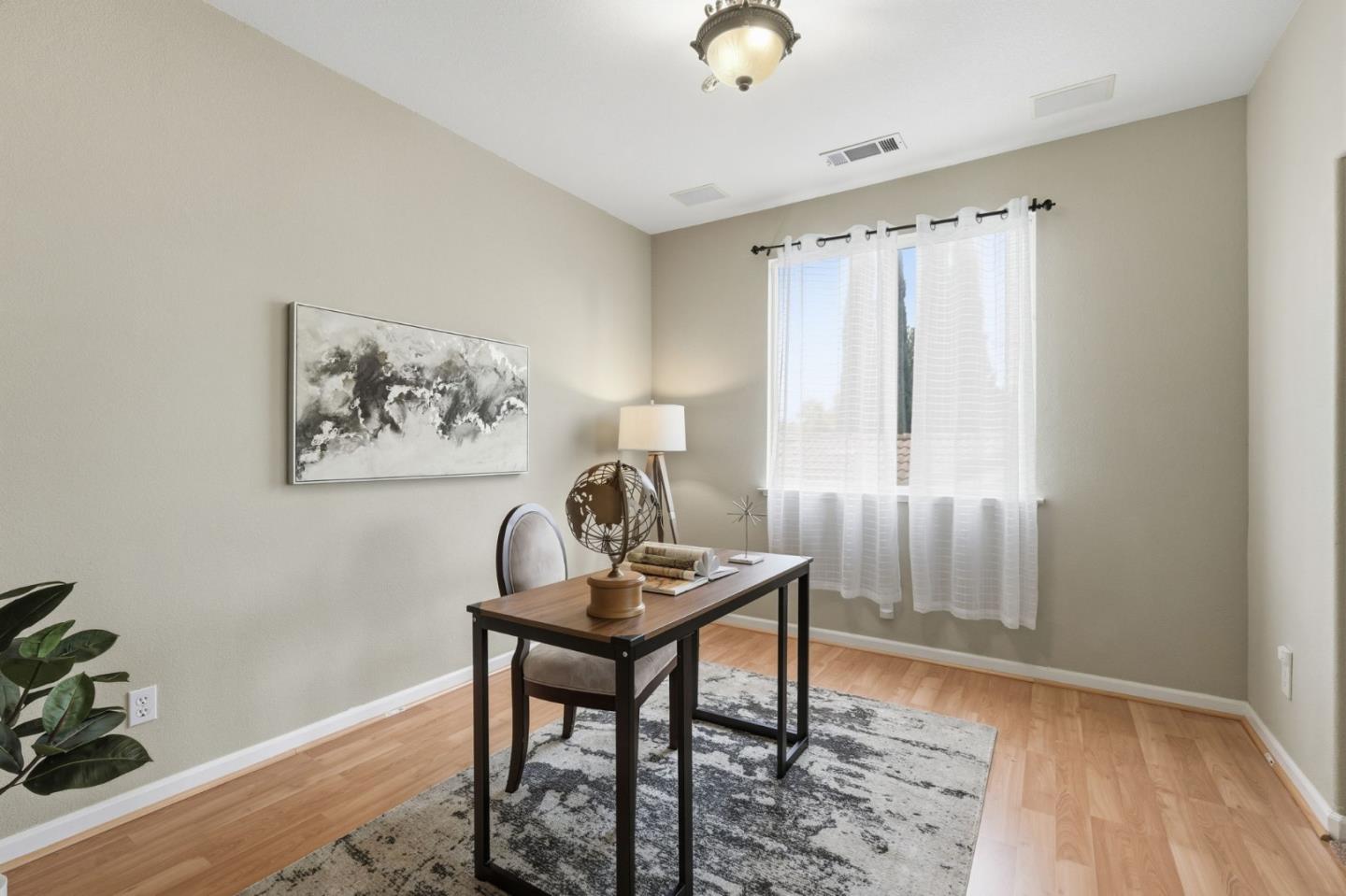 Detail Gallery Image 22 of 47 For 2405 Summerlin Dr, Modesto,  CA 95356 - 4 Beds | 3 Baths