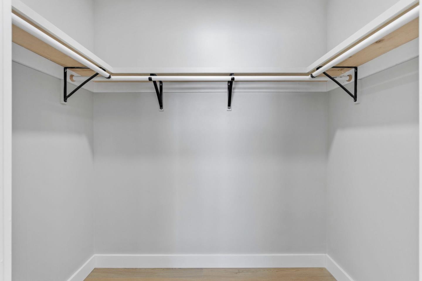 Detail Gallery Image 24 of 27 For 33169 Lake Oneida St, Fremont,  CA 94555 - 2 Beds | 1 Baths