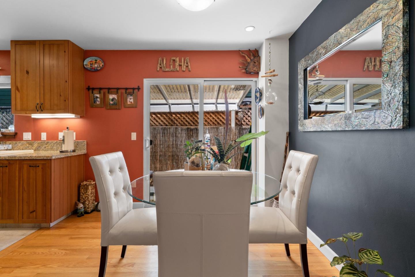 Detail Gallery Image 14 of 29 For 139 Jessie St, Santa Cruz,  CA 95060 - 2 Beds | 1/1 Baths