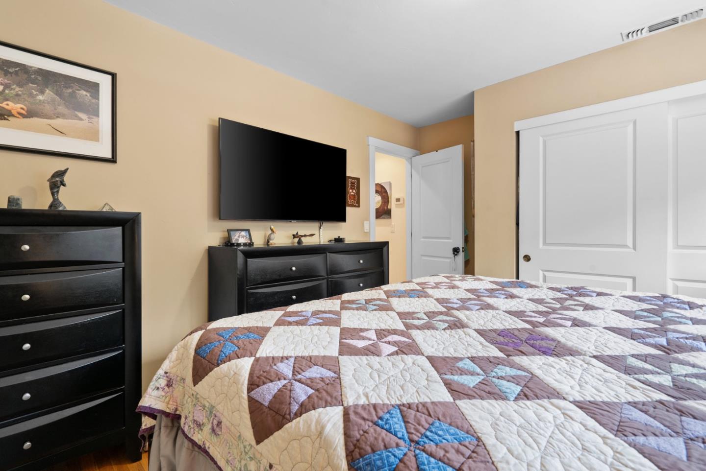 Detail Gallery Image 19 of 29 For 139 Jessie St, Santa Cruz,  CA 95060 - 2 Beds | 1/1 Baths