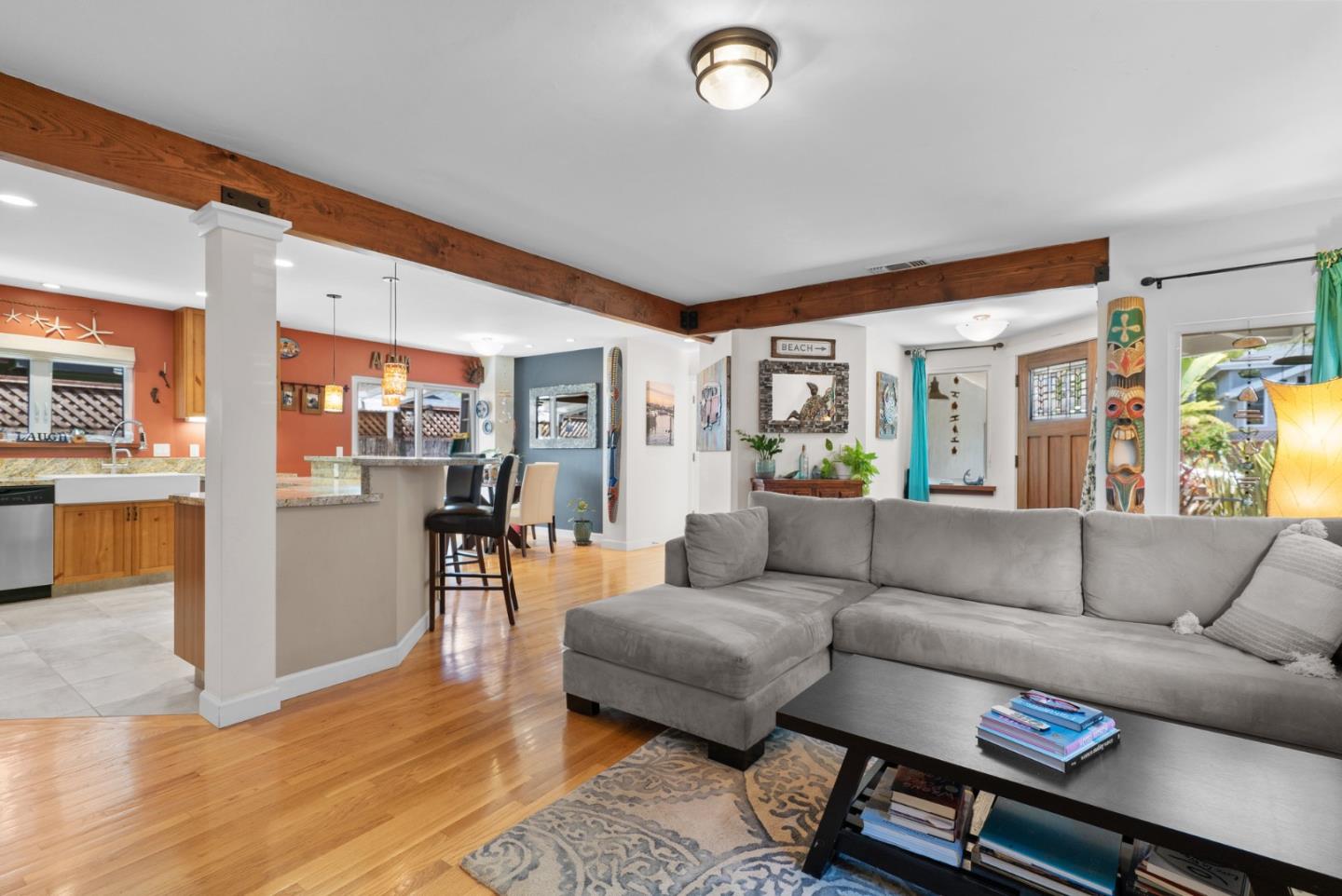 Detail Gallery Image 8 of 29 For 139 Jessie St, Santa Cruz,  CA 95060 - 2 Beds | 1/1 Baths