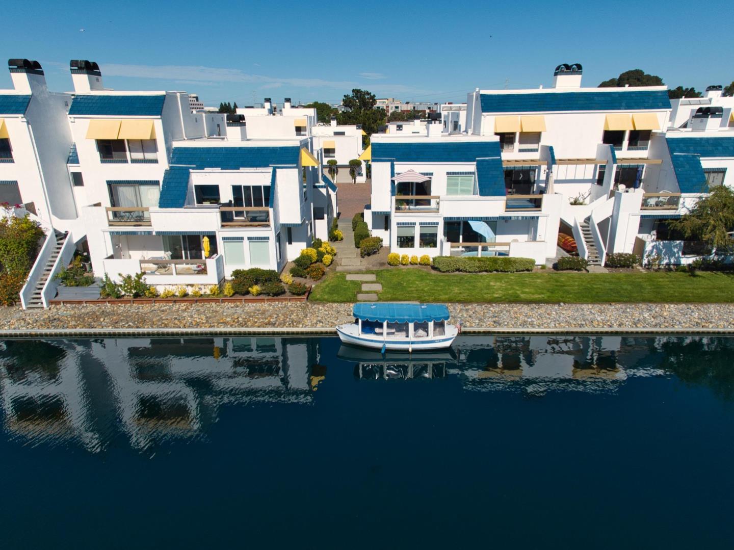 Detail Gallery Image 21 of 24 For 926 Lido Ln, Foster City,  CA 94404 - 2 Beds | 2 Baths