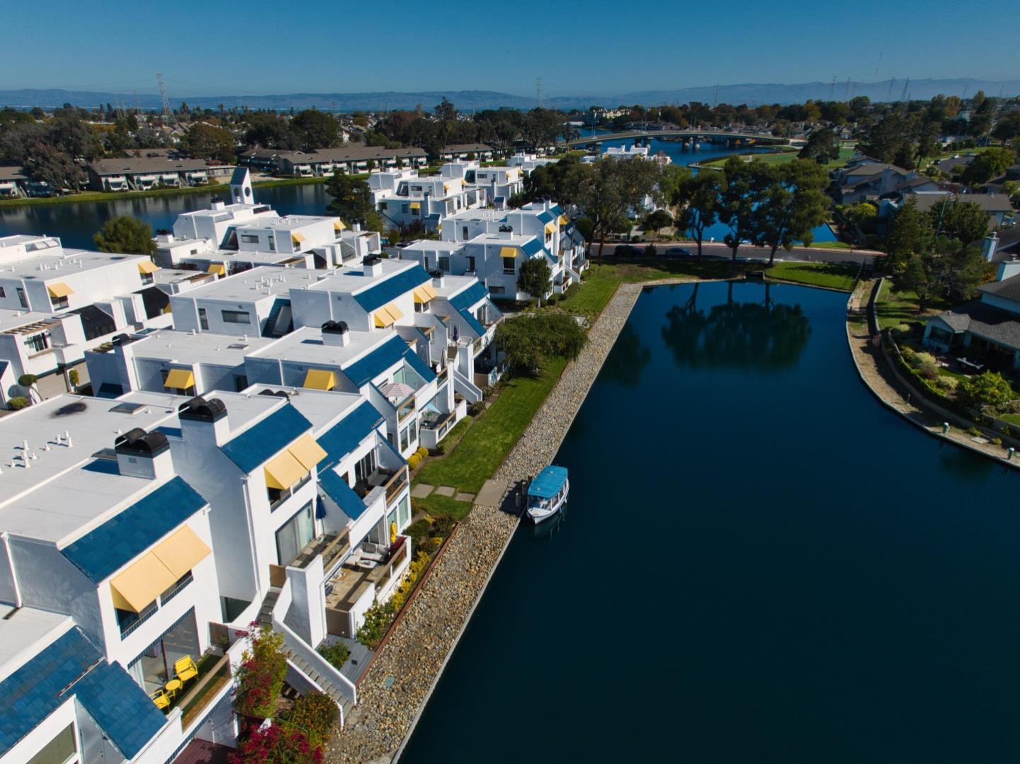 Detail Gallery Image 22 of 24 For 926 Lido Ln, Foster City,  CA 94404 - 2 Beds | 2 Baths