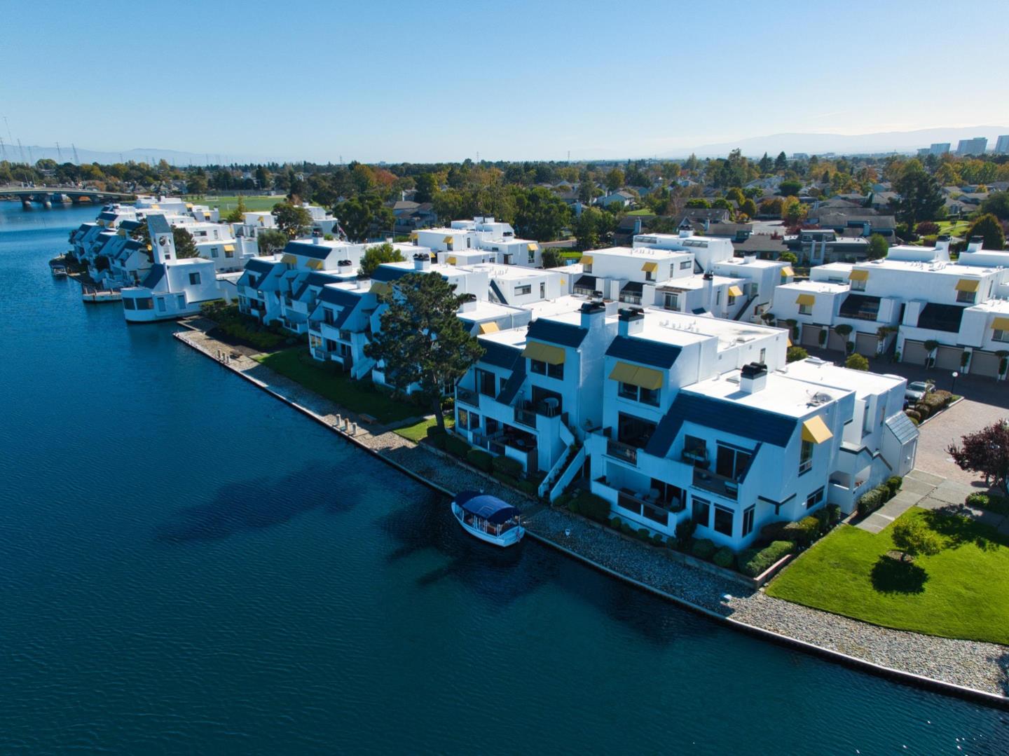 Detail Gallery Image 24 of 24 For 926 Lido Ln, Foster City,  CA 94404 - 2 Beds | 2 Baths