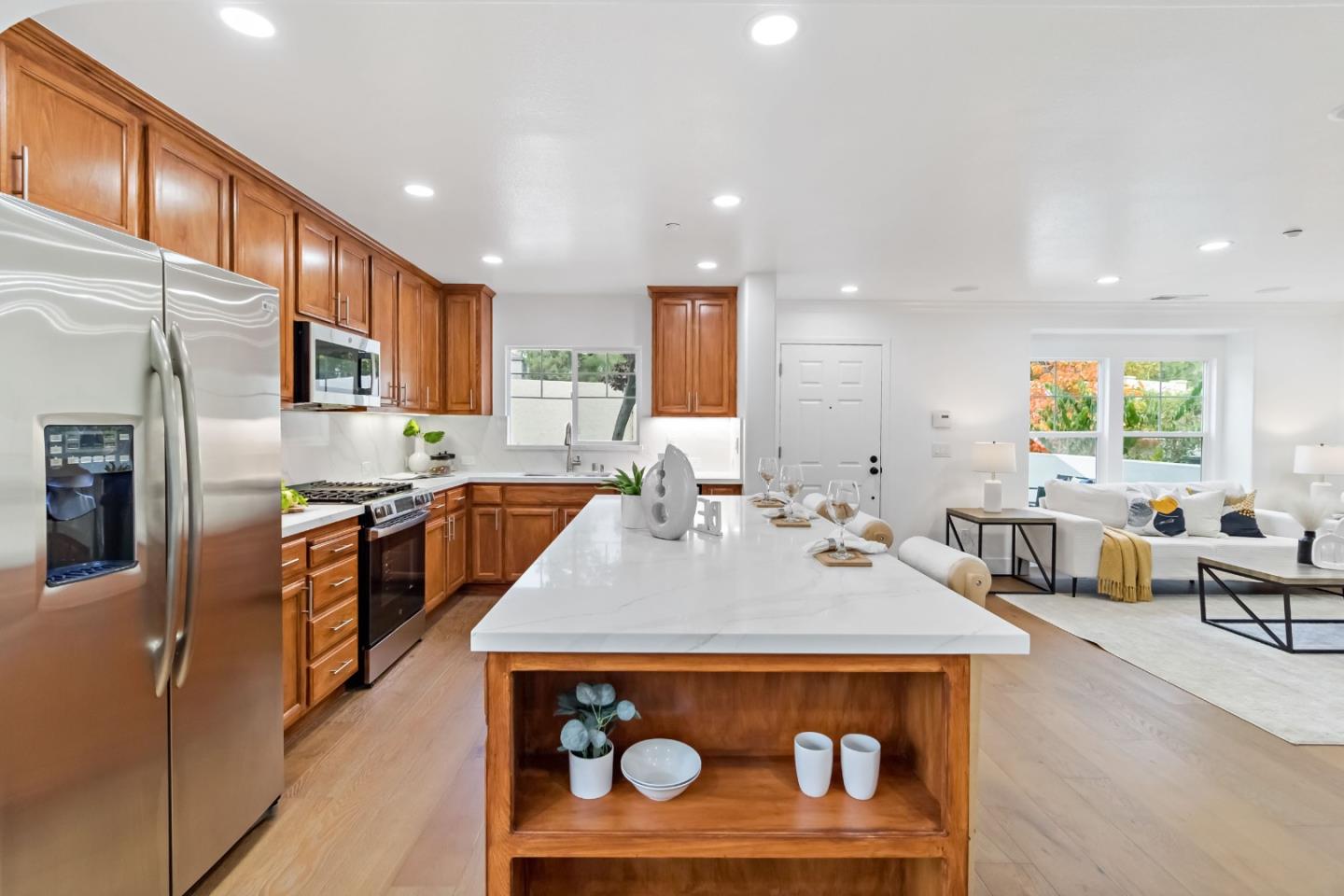 Detail Gallery Image 4 of 57 For 4182 Lautrec Dr, San Jose,  CA 95135 - 3 Beds | 2/1 Baths