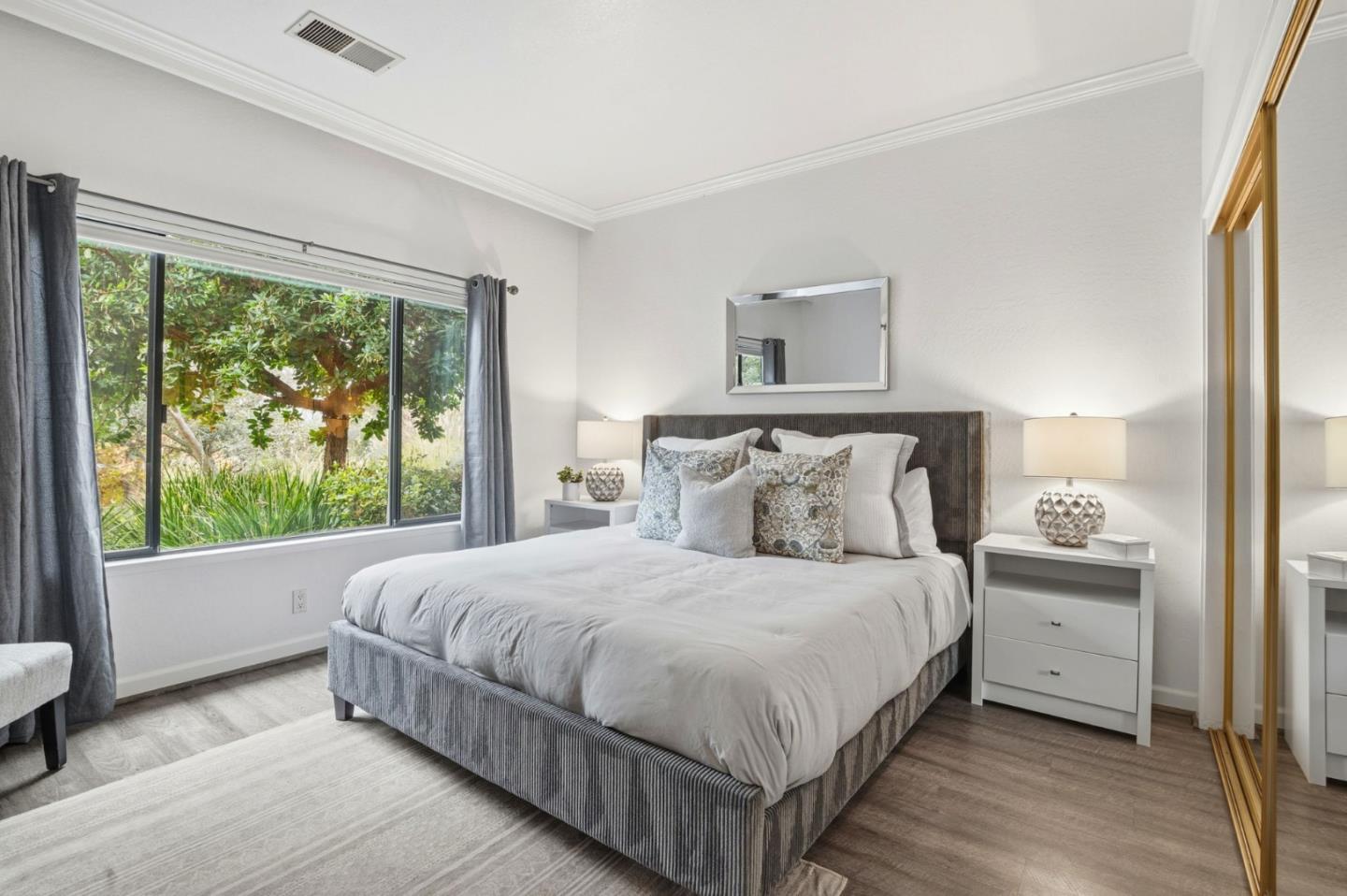 Detail Gallery Image 10 of 36 For 894 Oak Leaf Way, Napa,  CA 94558 - 2 Beds | 2 Baths