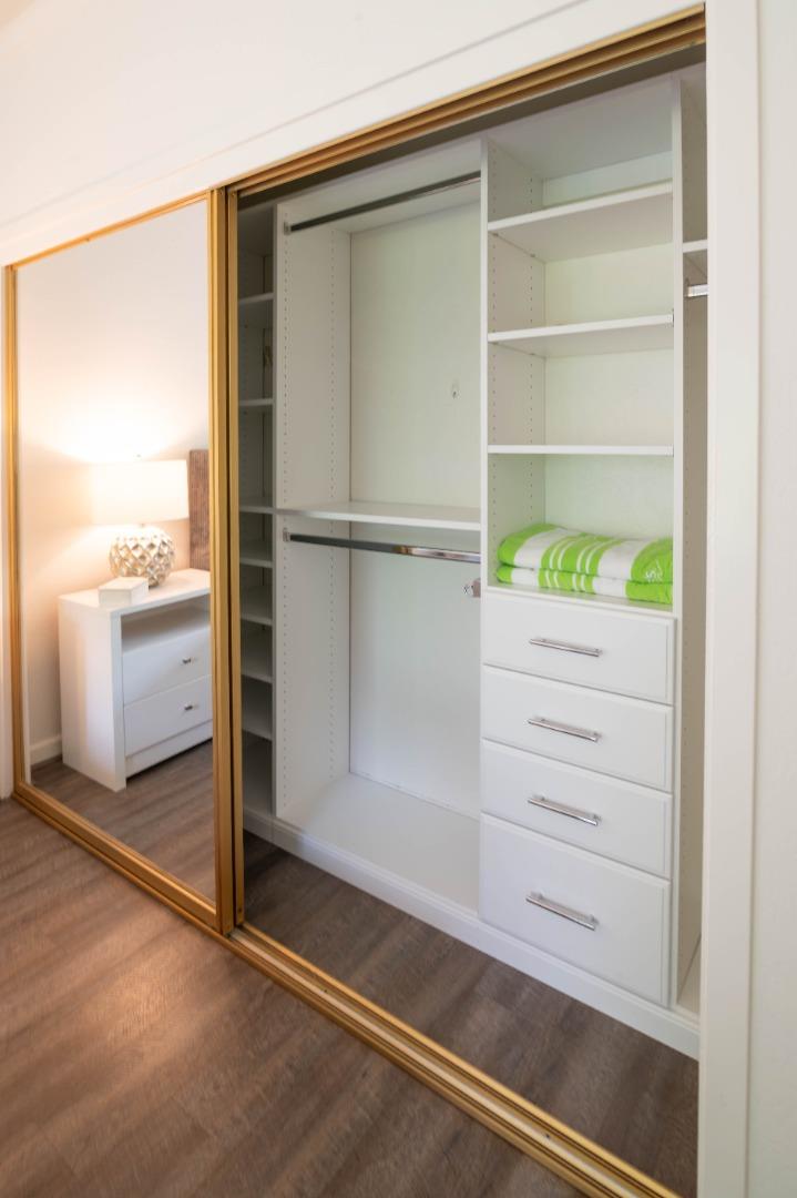 Detail Gallery Image 15 of 36 For 894 Oak Leaf Way, Napa,  CA 94558 - 2 Beds | 2 Baths