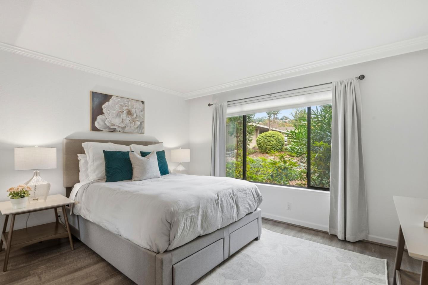 Detail Gallery Image 18 of 36 For 894 Oak Leaf Way, Napa,  CA 94558 - 2 Beds | 2 Baths