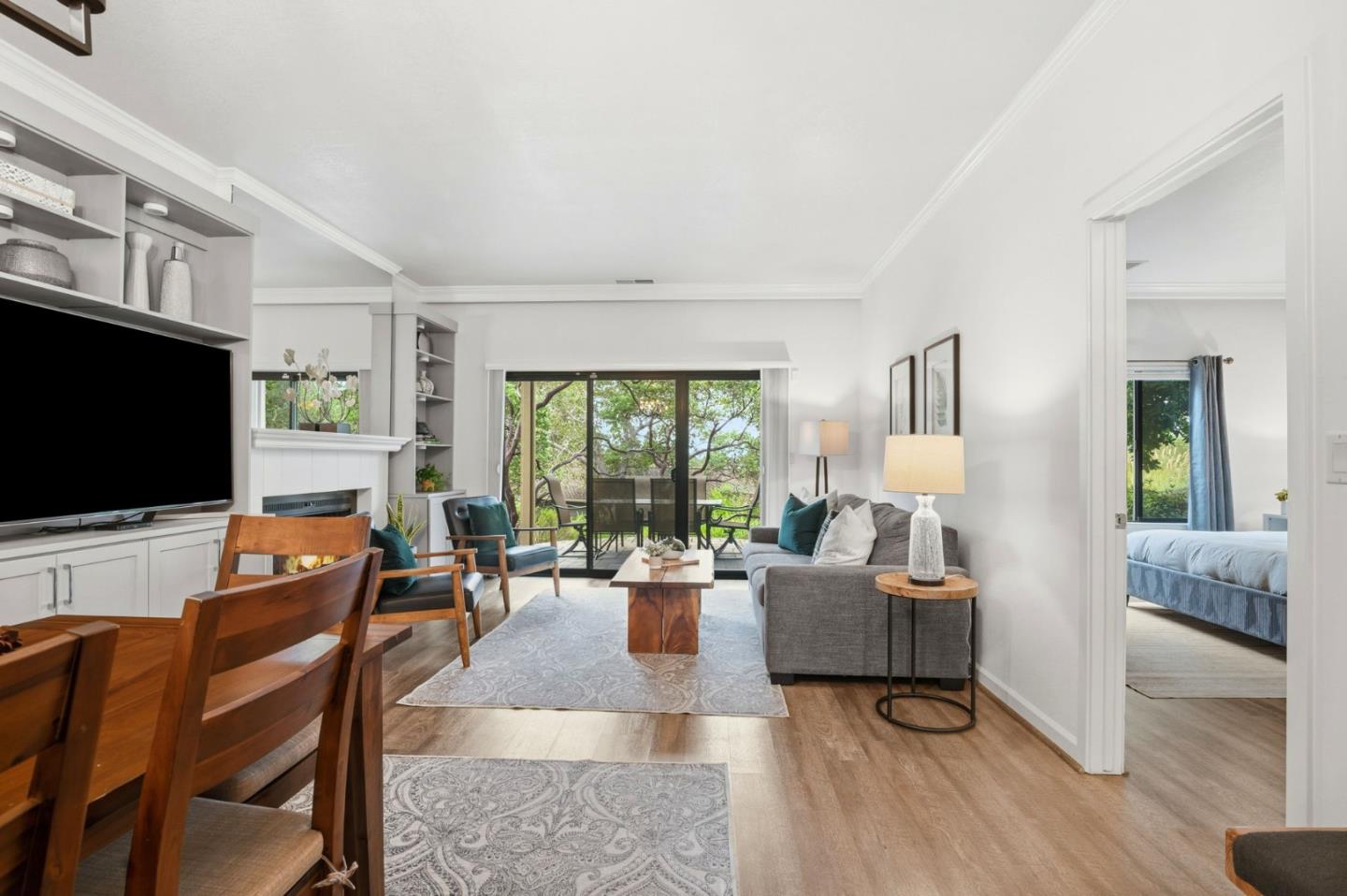 Detail Gallery Image 2 of 36 For 894 Oak Leaf Way, Napa,  CA 94558 - 2 Beds | 2 Baths