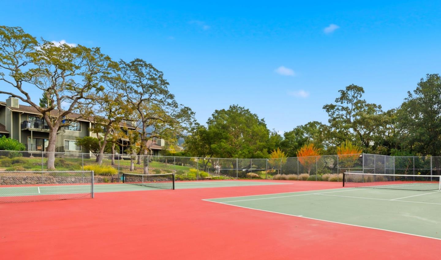 Detail Gallery Image 30 of 36 For 894 Oak Leaf Way, Napa,  CA 94558 - 2 Beds | 2 Baths