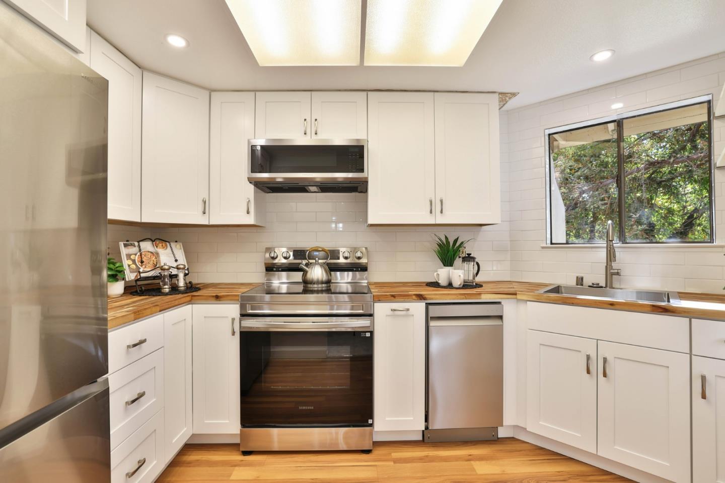 Detail Gallery Image 8 of 20 For 3266 Kimber Ct #128,  San Jose,  CA 95124 - 2 Beds | 2 Baths