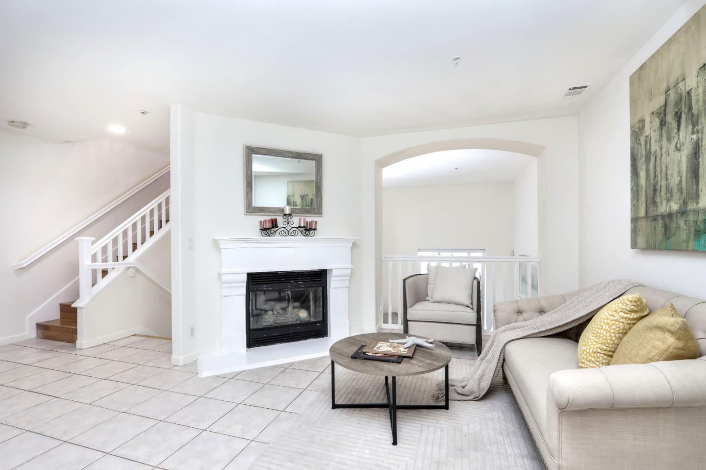 Detail Gallery Image 12 of 22 For 3111 White Riesling Pl, San Jose,  CA 95135 - 3 Beds | 2/1 Baths