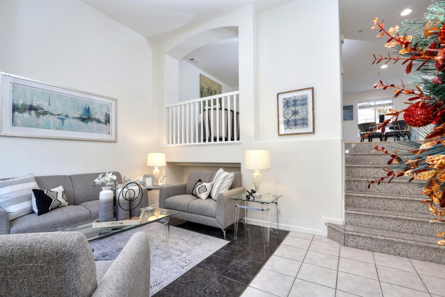 Detail Gallery Image 4 of 22 For 3111 White Riesling Pl, San Jose,  CA 95135 - 3 Beds | 2/1 Baths